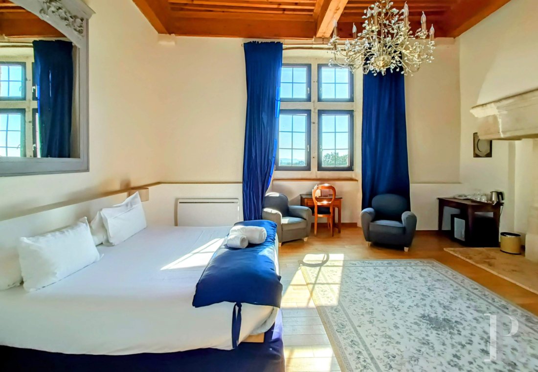 Dans l’Ain, au nord-est de Lyon et au cœur du Bugey, un château-hôtel du 16e siècle - photo  n°9